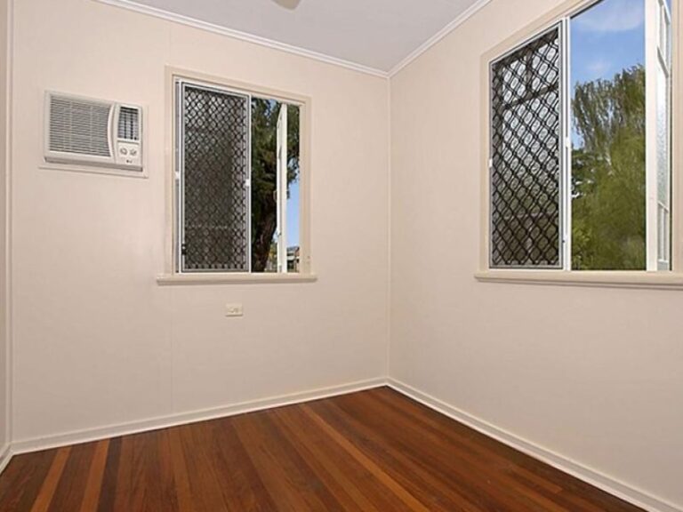 Sold - 21 Ninth Avenue - New Property in RAILWAY ESTATE - Real Estate by Brad Matheson