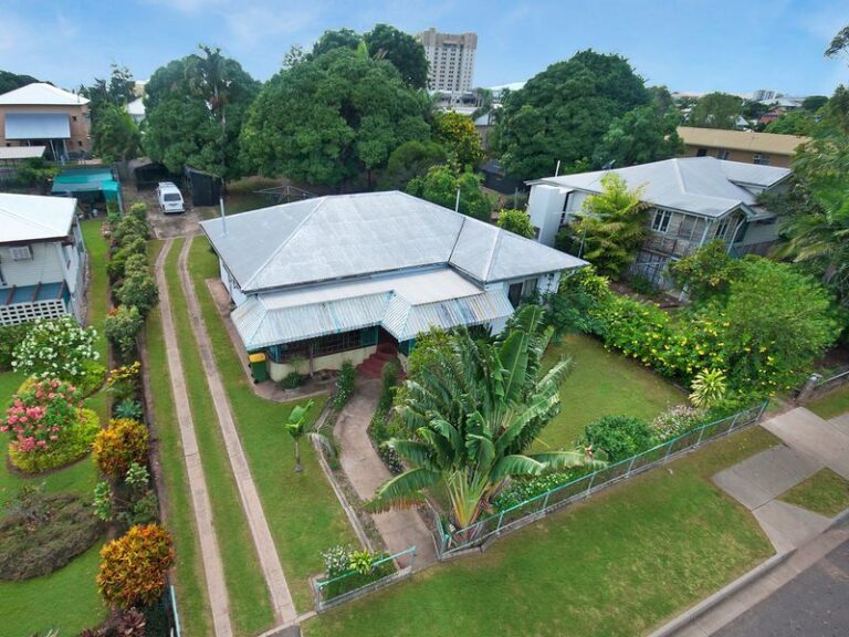Sold - 9 Cook Street - New Property in NORTH WARD - Real Estate by Brad Matheson