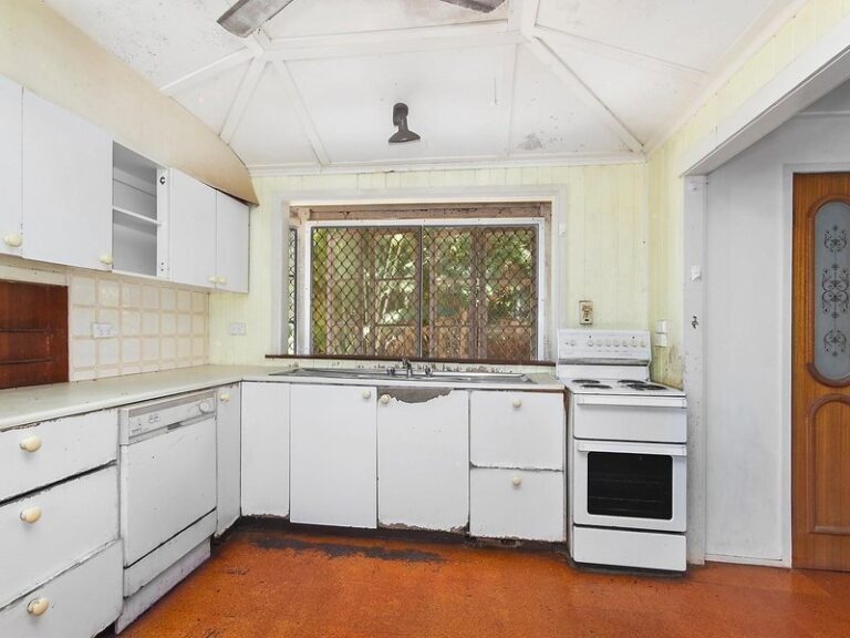 Sold - 164 Mitchell Street - New Property in NORTH WARD - Real Estate by Brad Matheson