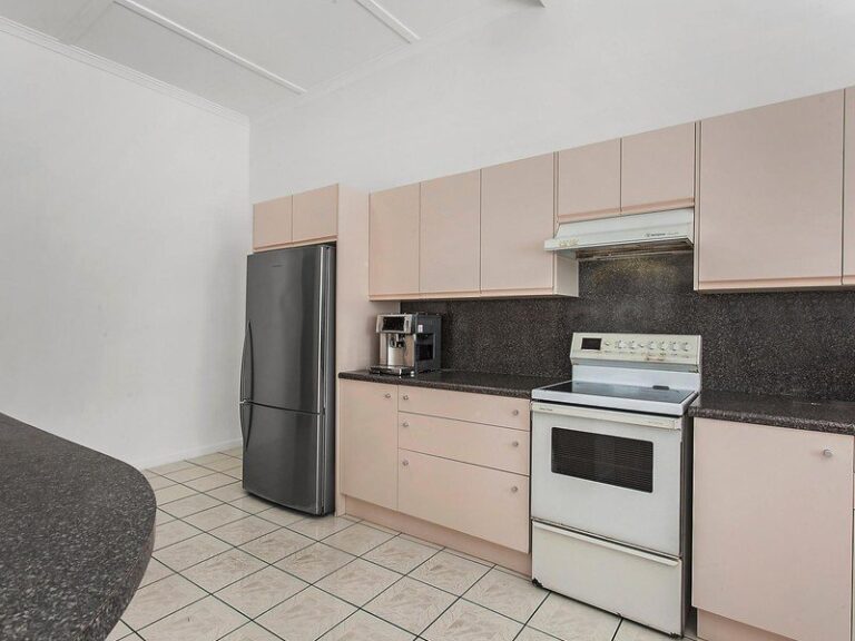141 Mitchell Street, NORTH WARD QLD 4810 - photo 5