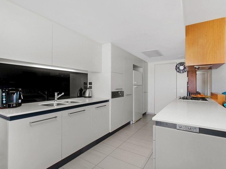 Sold - 2206/6 Mariners Drive - New Property in TOWNSVILLE CITY - Real Estate by Brad Matheson