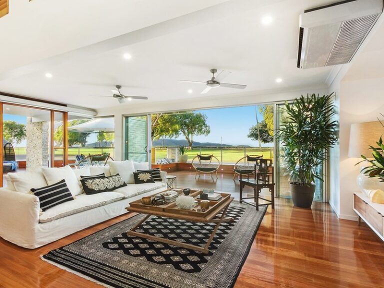 32 Palm Street, ROWES BAY