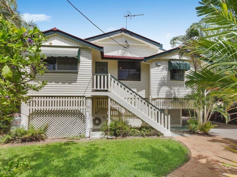 Sold - 16 Lawson Street - New Property in MYSTERTON - Real Estate by Brad Matheson
