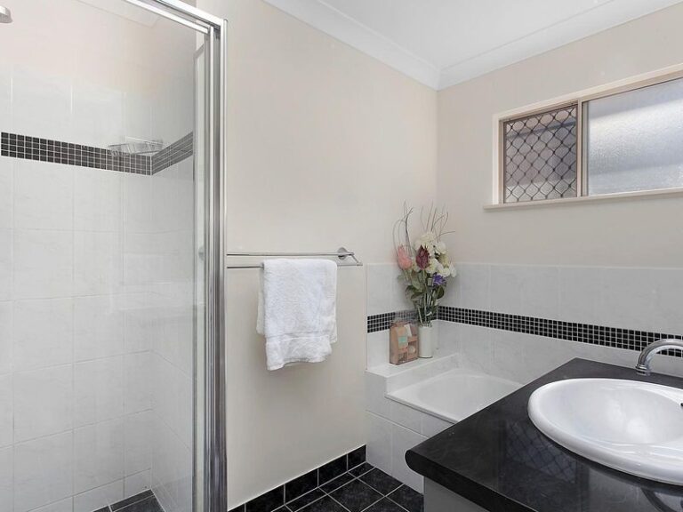 Sold - 13 Lockyer Place - New Property in MOUNT LOUISA - Real Estate by Jimmy Lockhart
