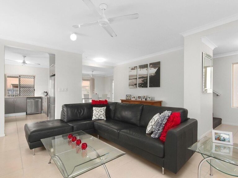 Sold - 1/4 Xavier Court - New Property in RAILWAY ESTATE - Real Estate by Brad Matheson