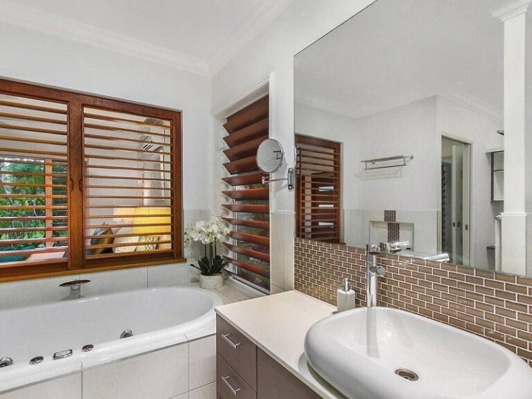 Sold - 37 Twelfth Avenue - New Property in RAILWAY ESTATE - Real Estate by McGrath Townsville