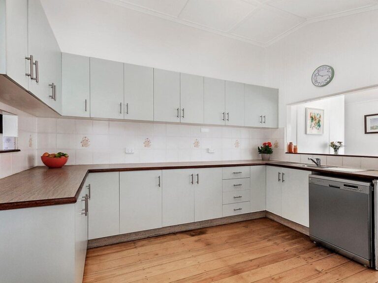 Sold - 14 Isley Street - New Property in NORTH WARD - Real Estate by Brad Matheson