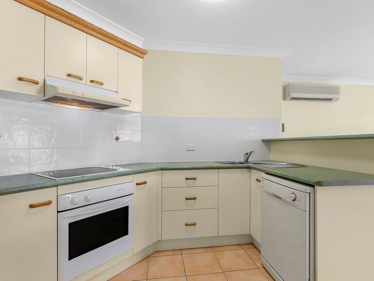 Sold - 11 Florida Place - New Property in KIRWAN - Real Estate by Jimmy Lockhart