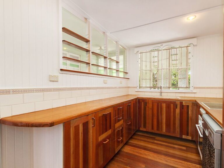 Sold - 7 Gilbert Crescent - New Property in CASTLE HILL - Real Estate by Brad Matheson