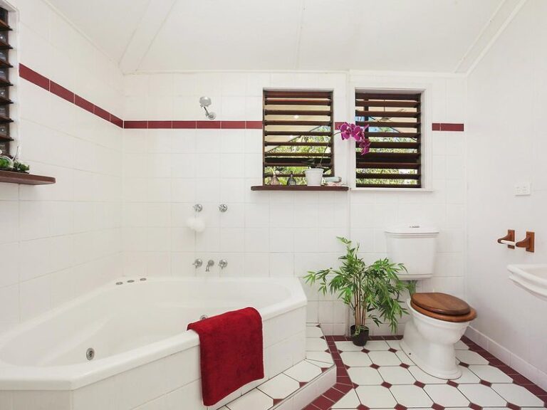 Sold - 4 Armstrong Street - New Property in HERMIT PARK - Real Estate by Brad Matheson