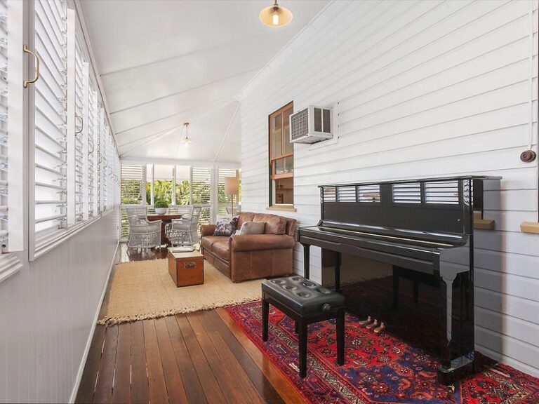 Sold - 4 Armstrong Street - New Property in HERMIT PARK - Real Estate by Brad Matheson
