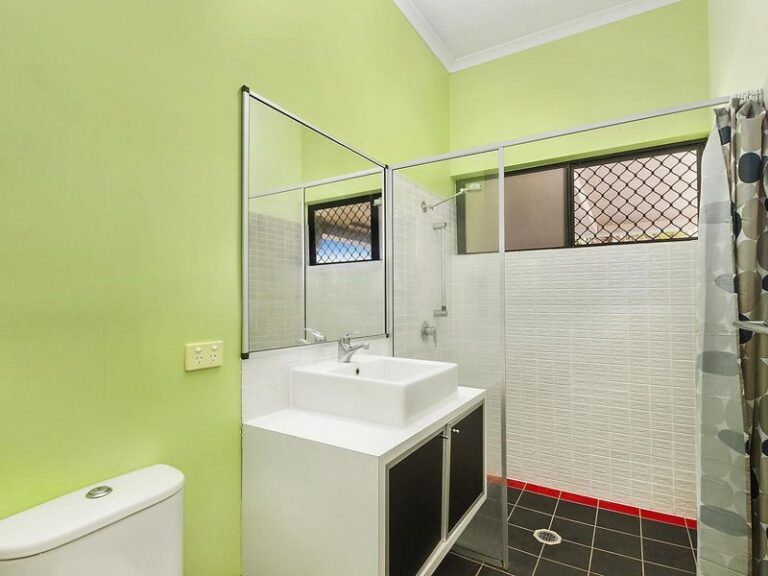 Sold - 2/33 Plume Street - New Property in SOUTH TOWNSVILLE - Real Estate by Brad Matheson