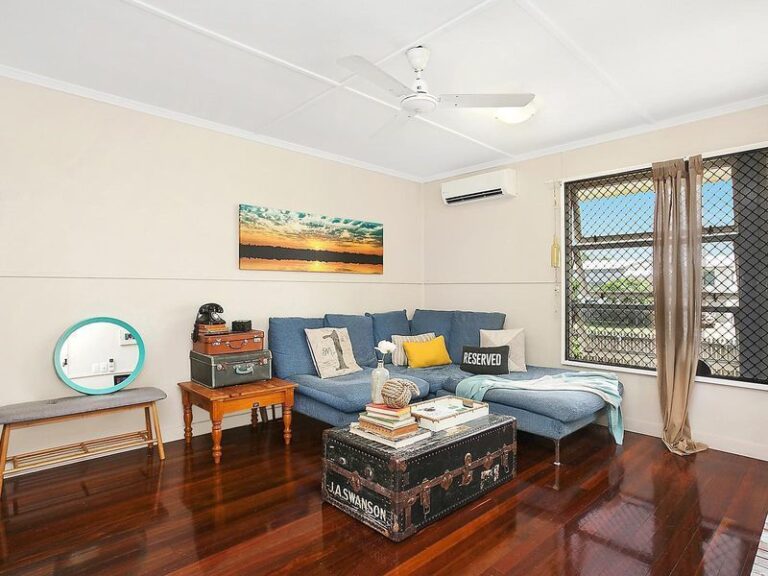 52 Lockheed Street, Garbutt