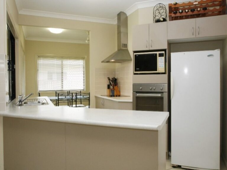 Sold - 11 Bluff Street - New Property in BUSHLAND BEACH - Real Estate by McGrath Townsville