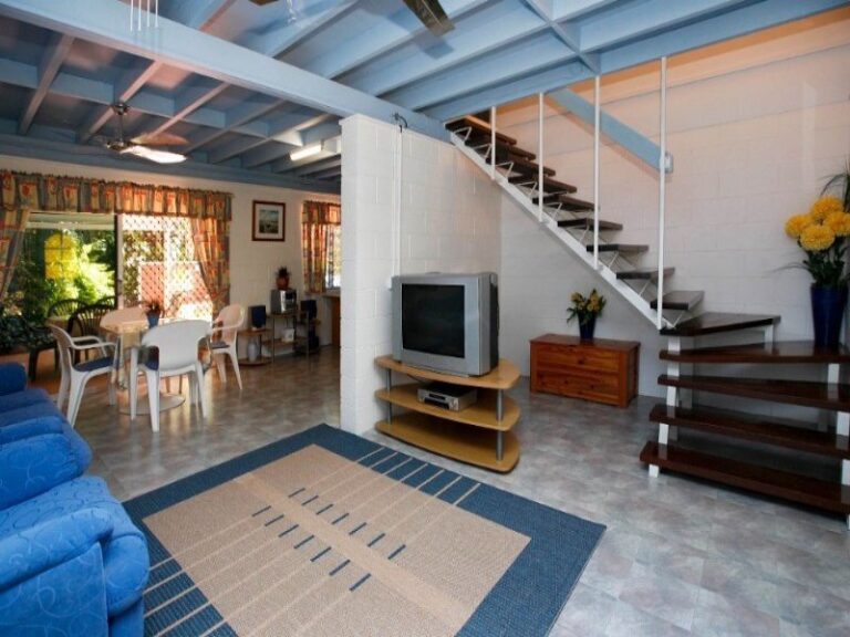 Sold - 102 Robertson Street - New Property in RAILWAY ESTATE - Real Estate by McGrath Townsville