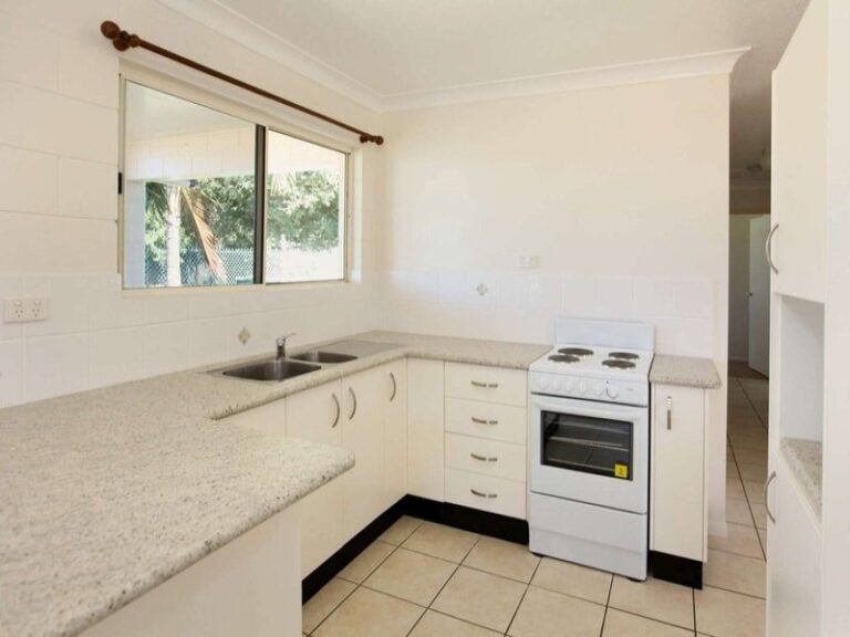 Sold - 28 Seventh Avenue - New Property in SOUTH TOWNSVILLE - Real Estate by McGrath Townsville