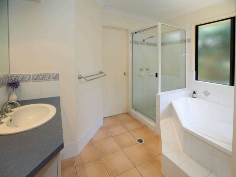 Sold - 24 Joshua Crescent - New Property in BUSHLAND BEACH - Real Estate by McGrath Townsville