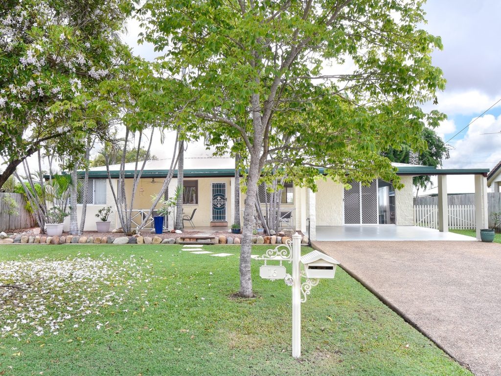16 Arlington Court, Thuringowa Central