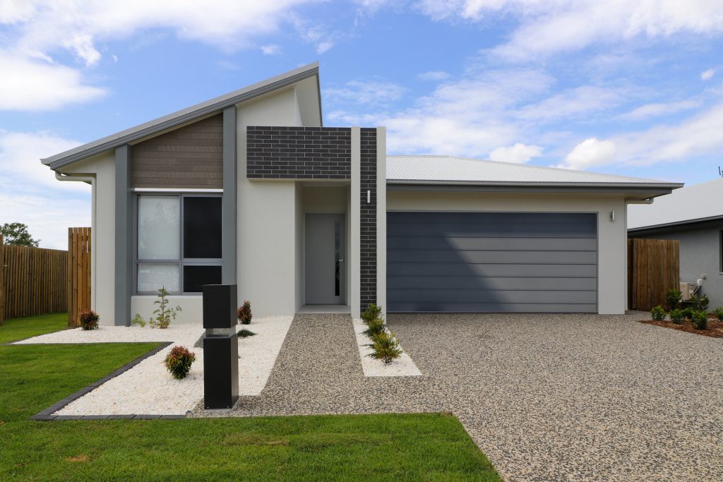 39 Barramundi Circuit, Burdell