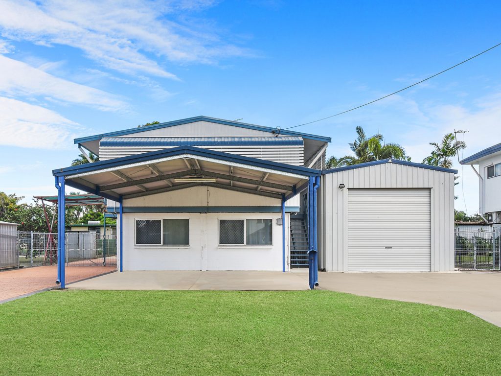 2 Bloom Court, Cranbrook