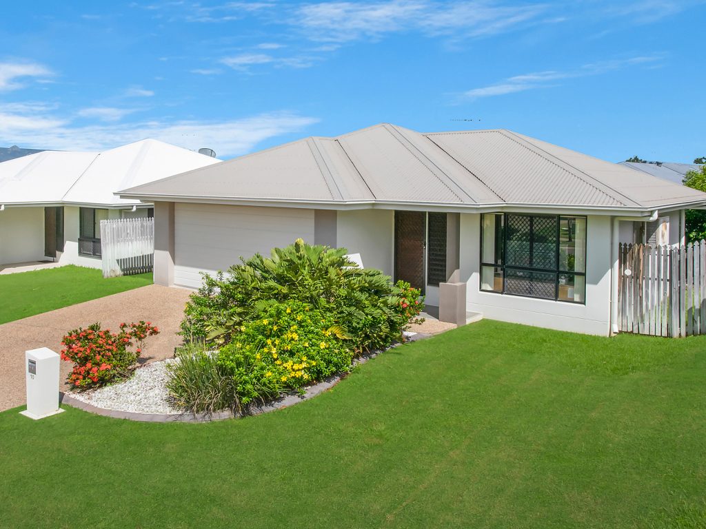 10 Franklin Drive, Mount Louisa