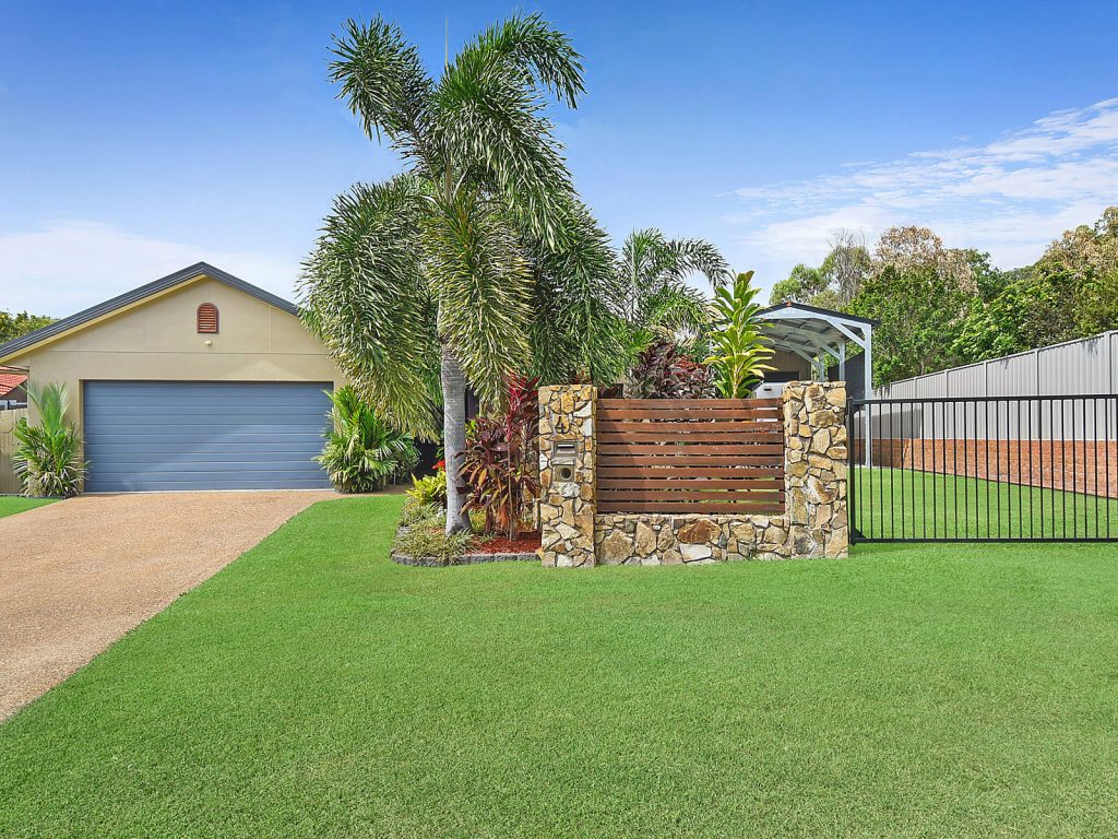 4 Minaret Way, Mount Louisa
