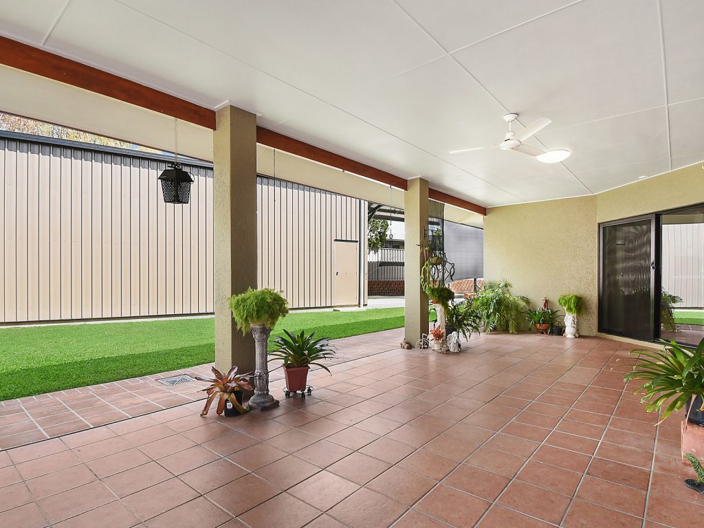 Sold - 4 Minaret Way - New Property in Mount Louisa - Real Estate by Brad Matheson