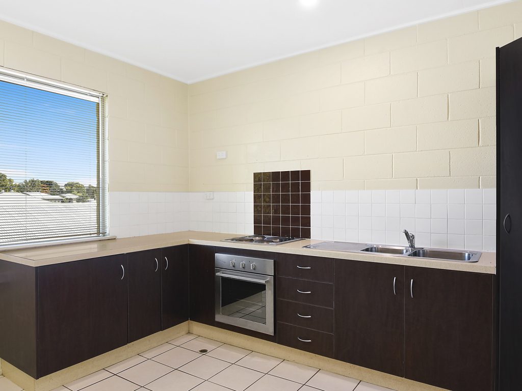 Sold - 8/2 Howitt Street - New Property in North Ward - Real Estate by Brad Matheson