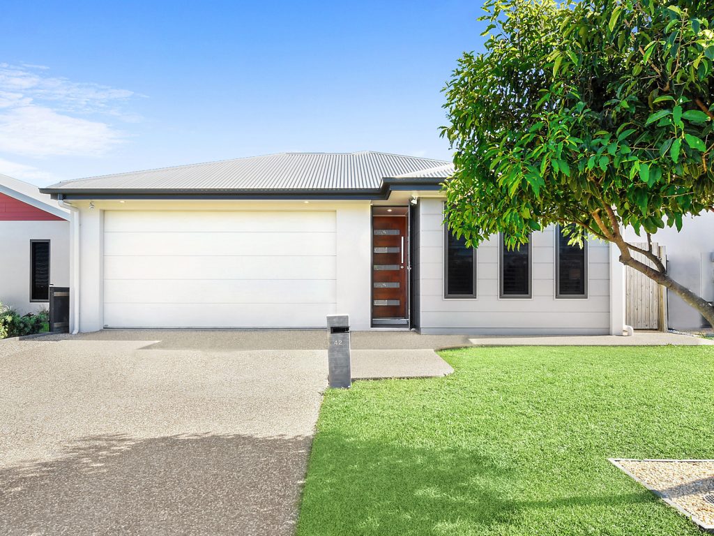 42 Tournament Drive, Rosslea