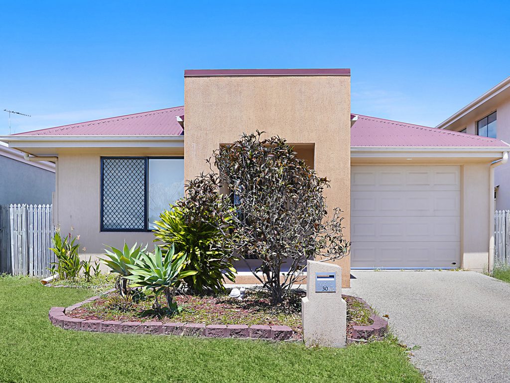 Sold - 30 Laurie Motti Parade - New Property in Kirwan - Real Estate by Brad Matheson
