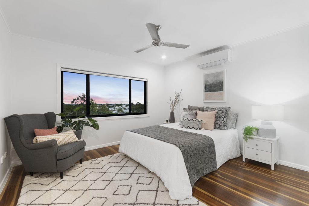 Sold - 25 Gilbert Crescent - New Property in Castle Hill - Real Estate by Brad Matheson