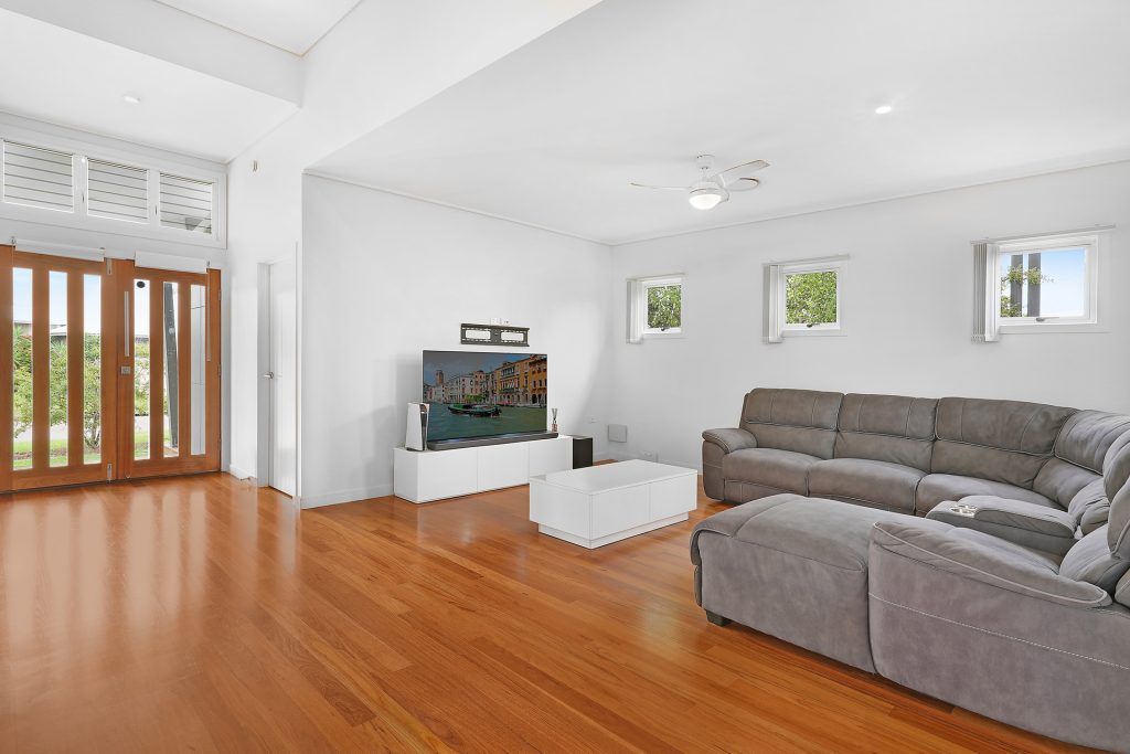 Sold - 21 Kahana Avenue - New Property in Burdell - Real Estate by Brad Matheson