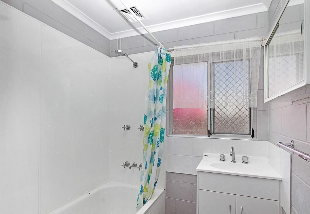 Sold - 8 Girgenti Avenue - New Property in Kelso - Real Estate by Jake Murphy
