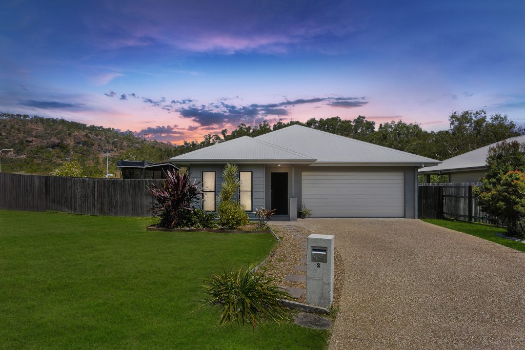 2 Elford Place, Mount Louisa