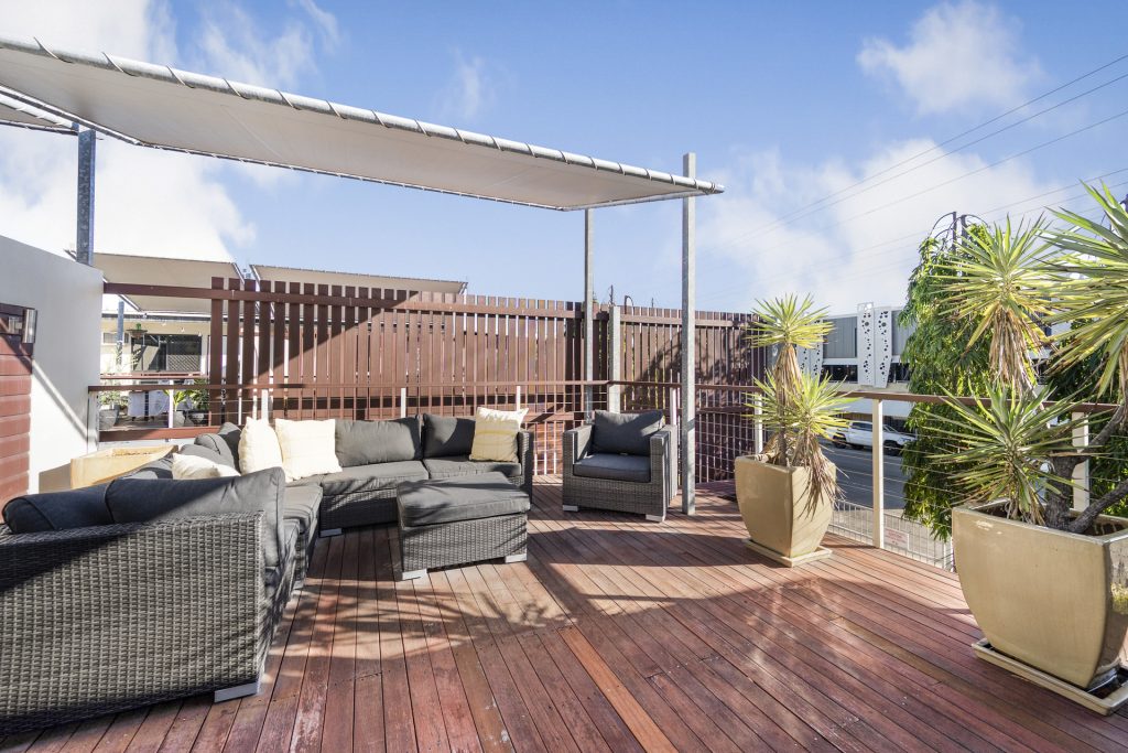 1/23 Echlin Street, West End