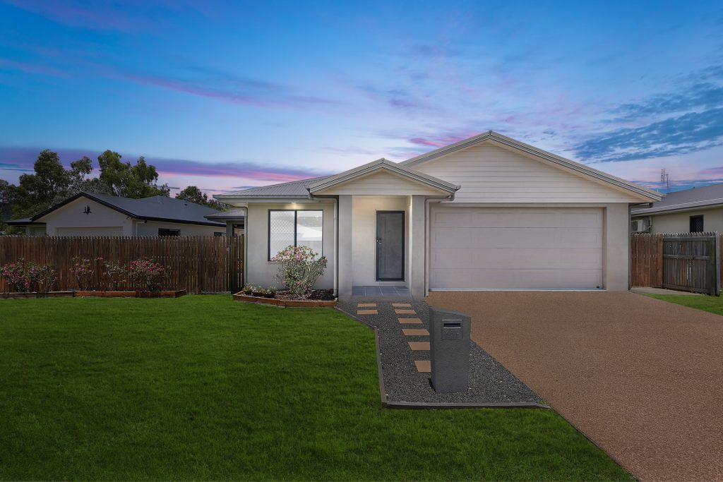 14 Rangeleigh Court, Mount Louisa