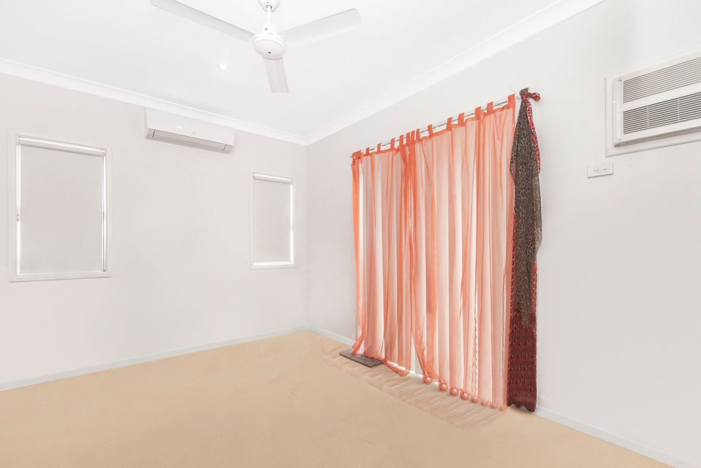 Sold - 8 Outcrop Rise - New Property in Cosgrove - Real Estate by Brad Matheson