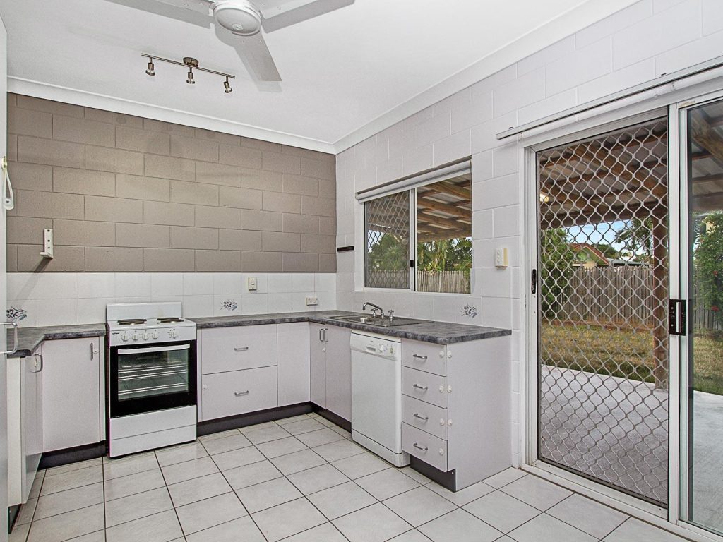 111 Kern Brothers Drive, Thuringowa Central QLD 4817 - photo 3