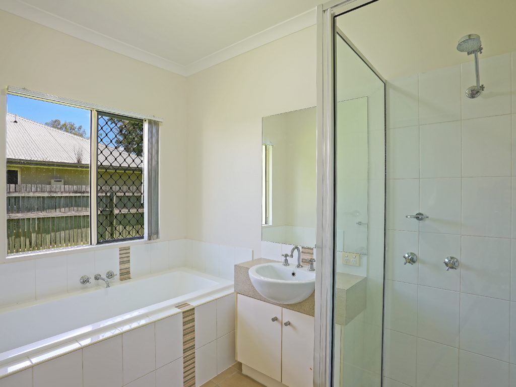 Sold - 28 Yarra Crescent - New Property in Kelso - Real Estate by Jake Murphy