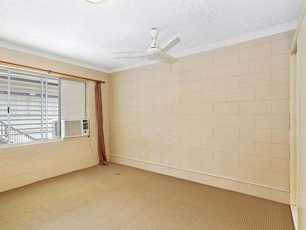 Sold - 1/12 The Avenue - New Property in Hermit Park - Real Estate by Brad Matheson