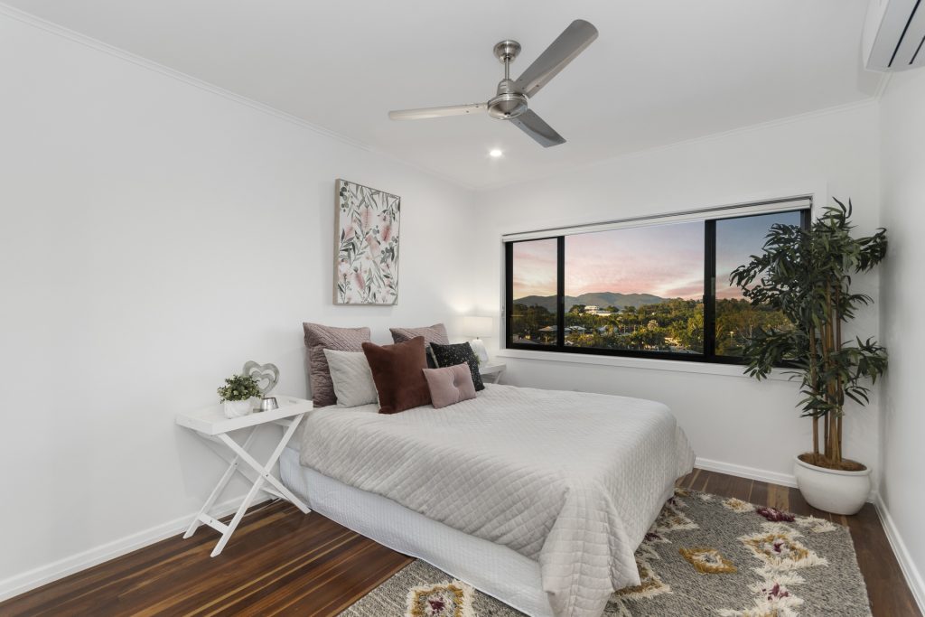 Sold - 25 Gilbert Crescent - New Property in Castle Hill - Real Estate by Brad Matheson