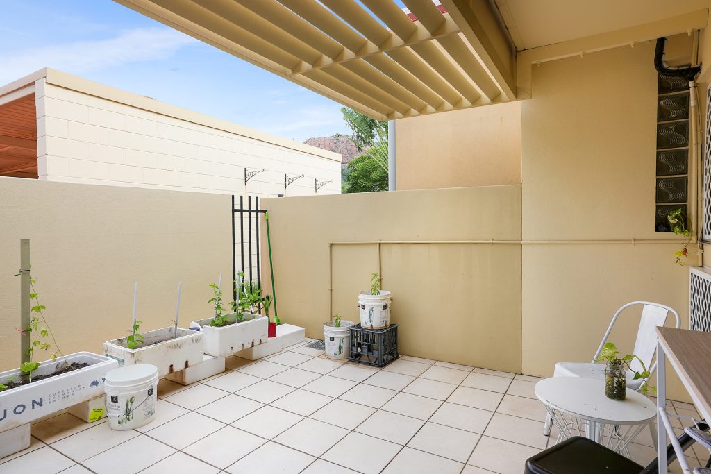 Sold - 10/22 Stuart Street - New Property in North Ward - Real Estate by Brad Matheson