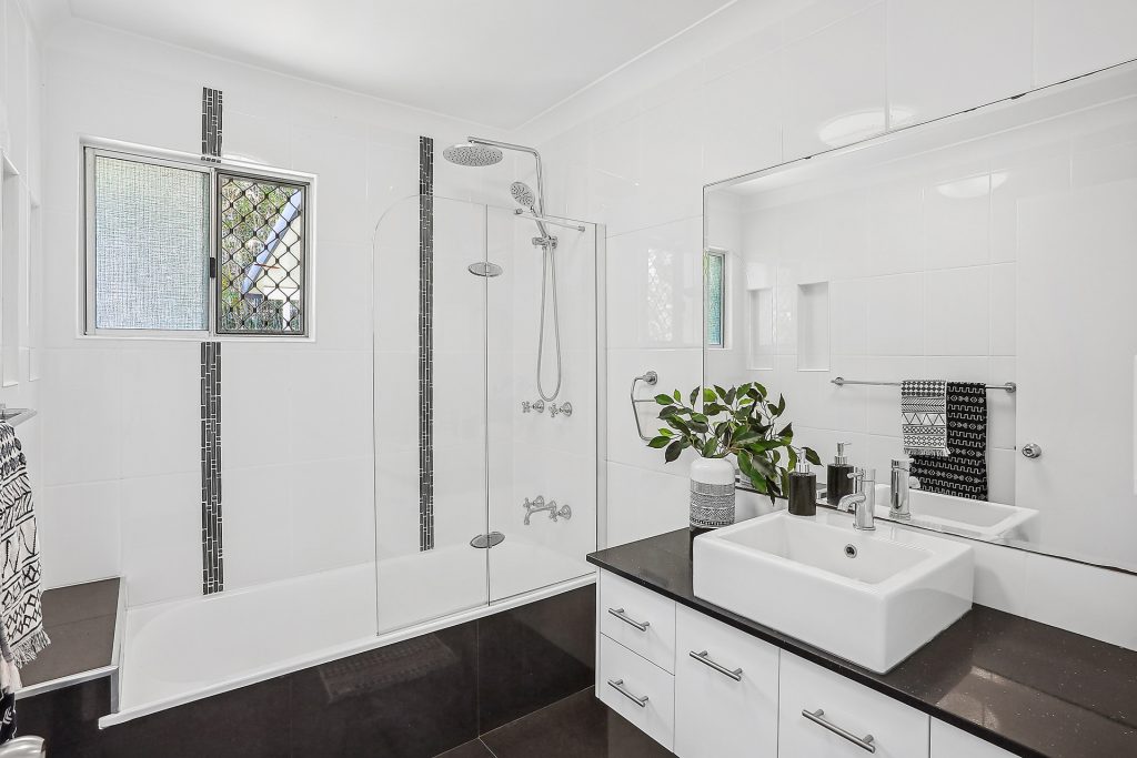 Sold - 13 Pixley Crescent - New Property in Heatley - Real Estate by Brad Matheson