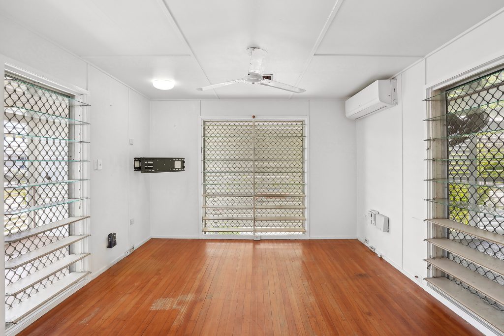Sold - 34 Clements Crescent - New Property in Vincent - Real Estate by Brad Matheson