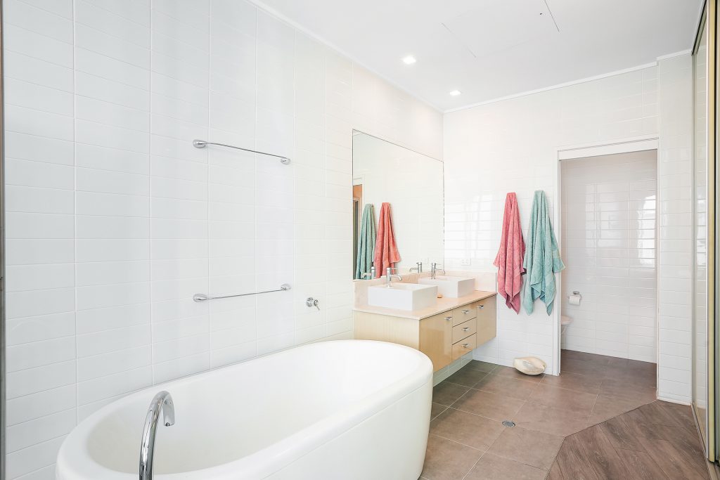 Sold - 324/72-74 The Strand - New Property in North Ward - Real Estate by Jimmy Lockhart