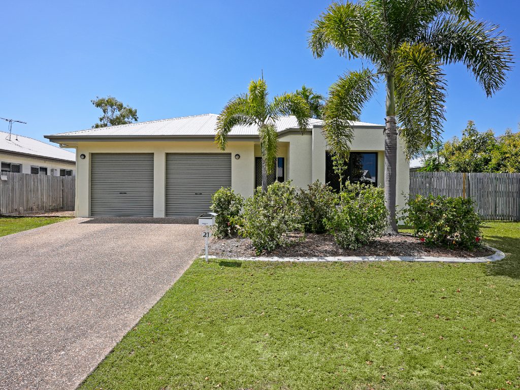 21 Derwent Circuit, Kelso