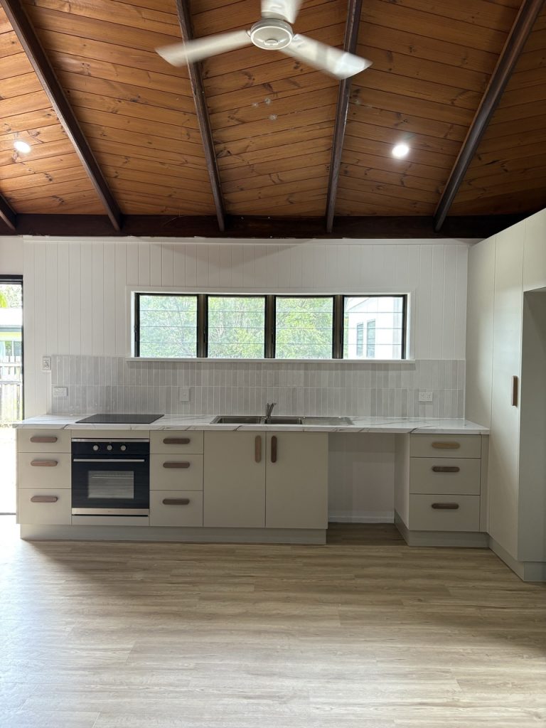 Sold - 1401 Riverway Drive - New Property in Kelso - Real Estate by Taylor Pearce