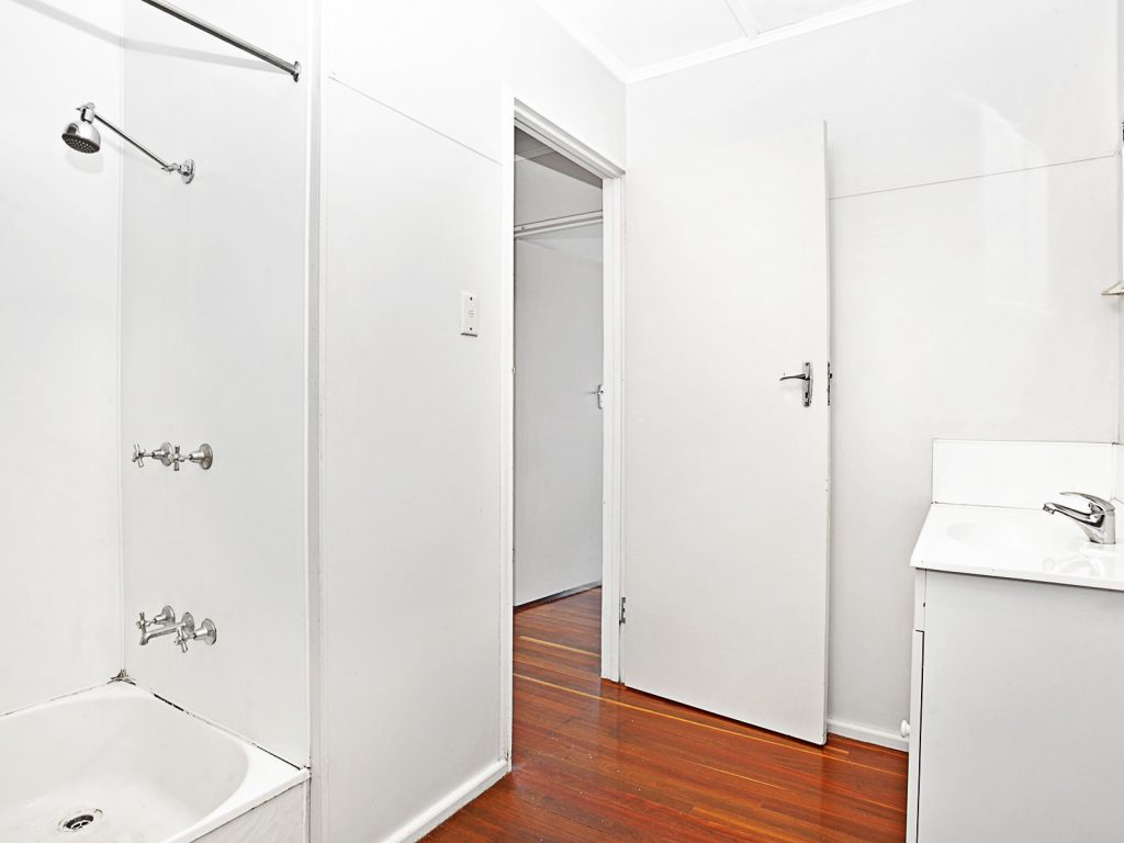 Sold - 11 Bayswater Terrace - New Property in Hyde Park - Real Estate by Jake Murphy