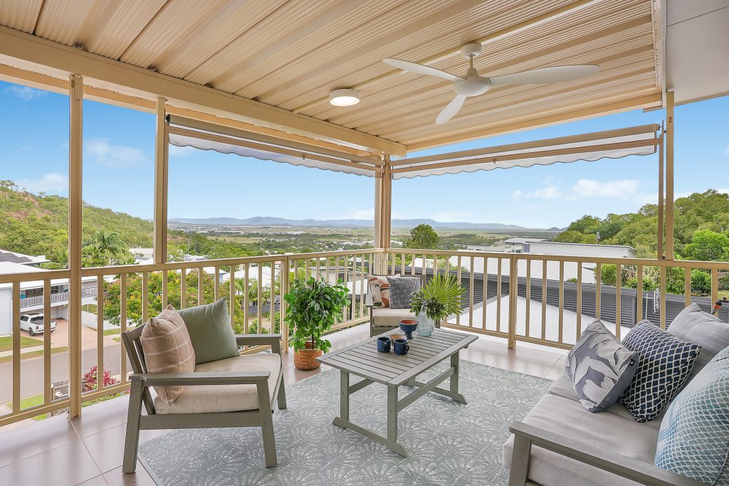 Sold - 74 Yarrawonga Drive - New Property in Castle Hill - Real Estate by Brad Matheson