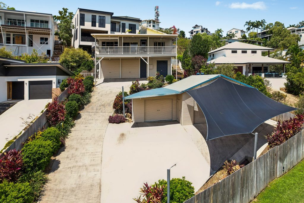 Sold - 74 Yarrawonga Drive - New Property in Castle Hill - Real Estate by Brad Matheson